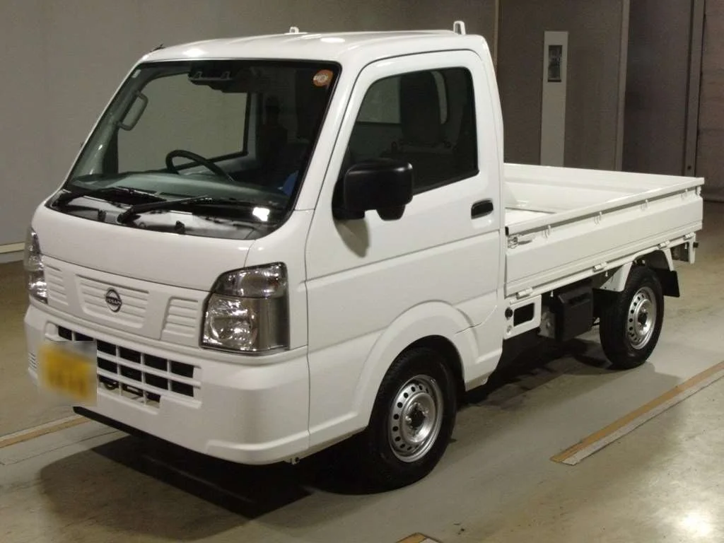 Nissan NT100 Clipper DR16T 2026